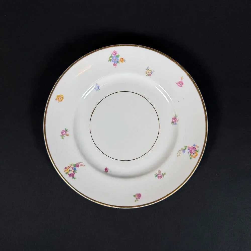 Lot of 6 white Warwick AB9428 Bread & Butter Plate 6-3/8